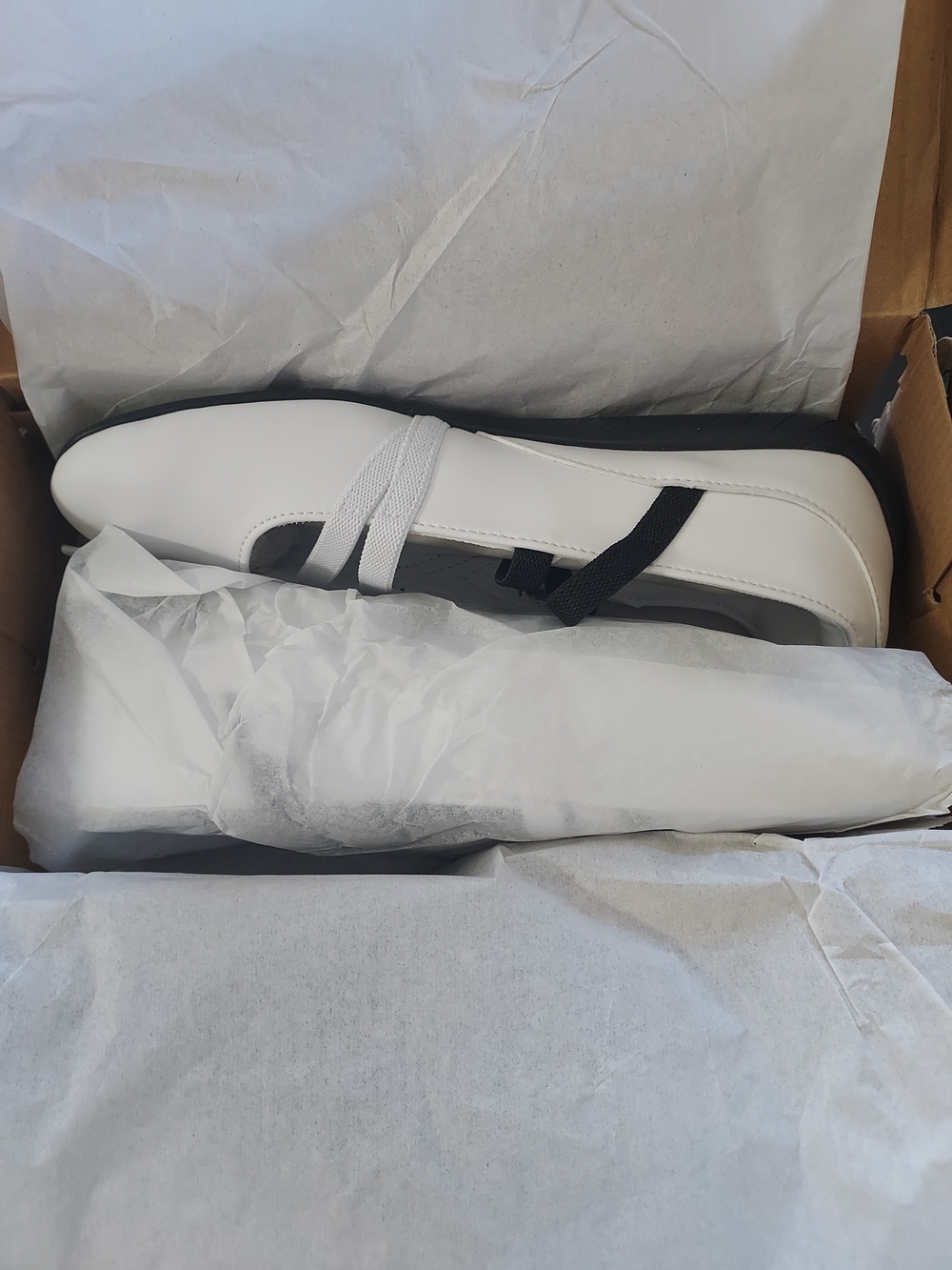 NIB Puma Women’s White and Black Speedcat Leather Ballet Flats, Sz 8 - Picture 10 of 11